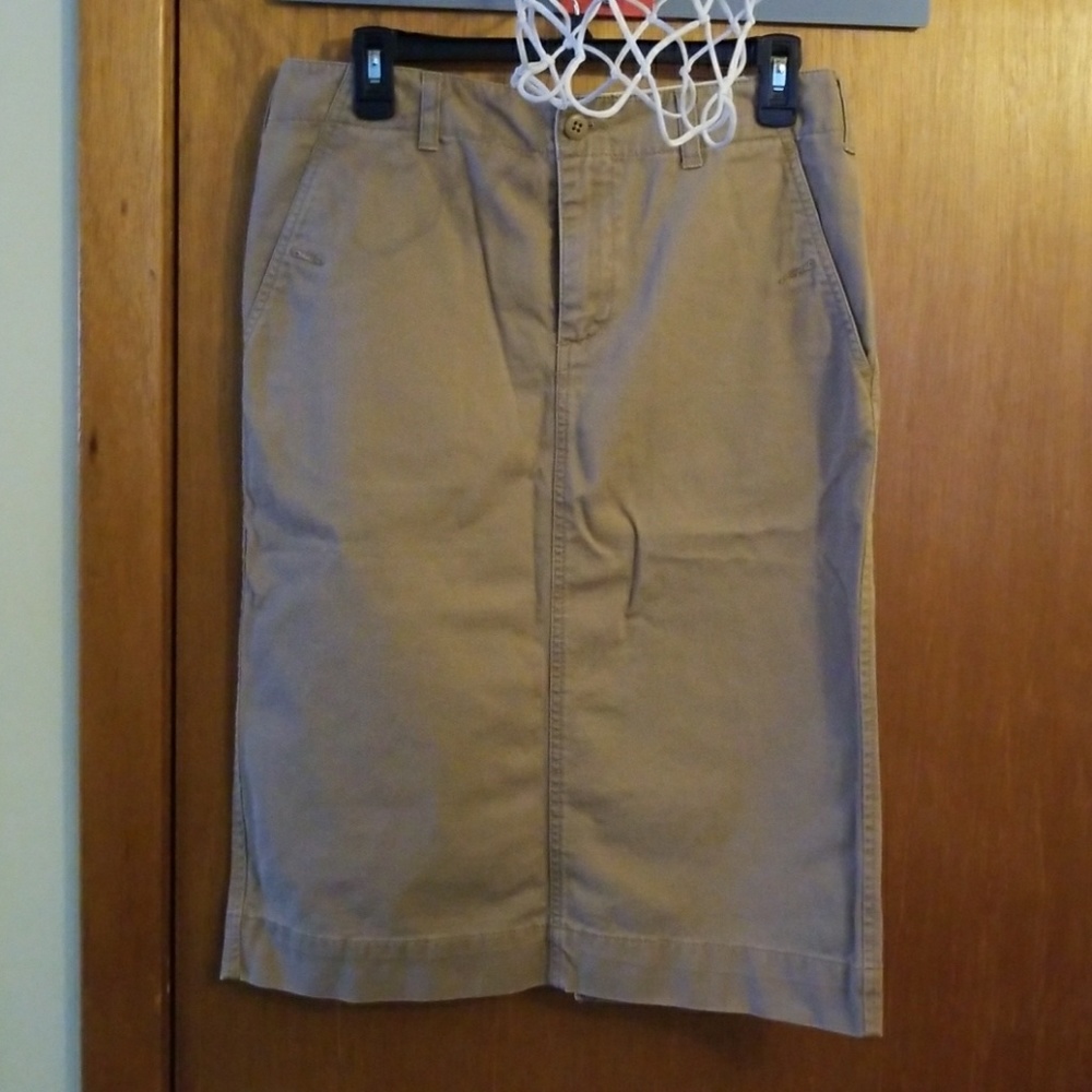 Kacki structured skirt